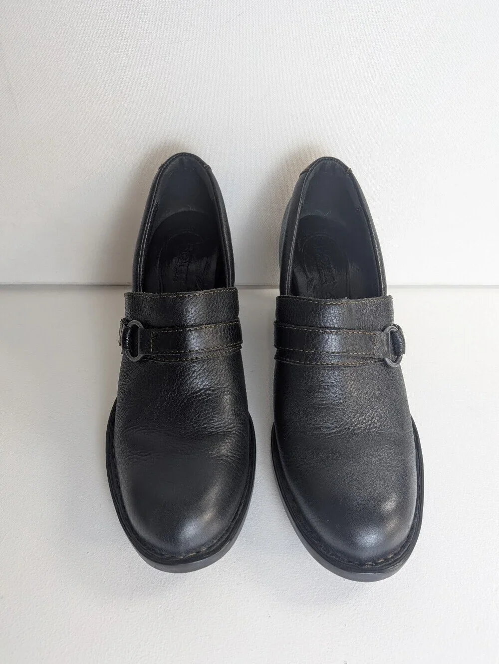 Born COMFORT Ankle Booties Black Leather Block Heel Slip On Straps Women Sz 8.5M